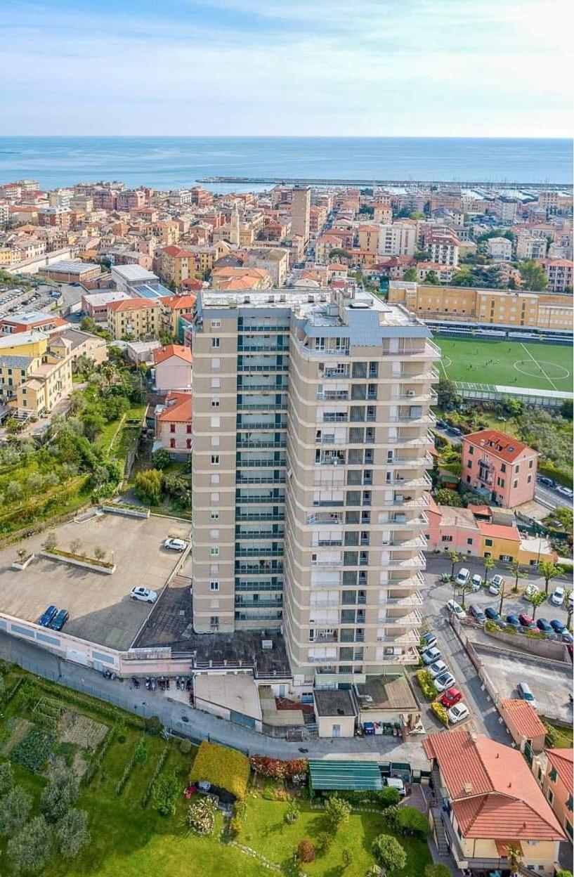 Super Vista Al Grattacielo Di Lavagna Apartment Екстериор снимка