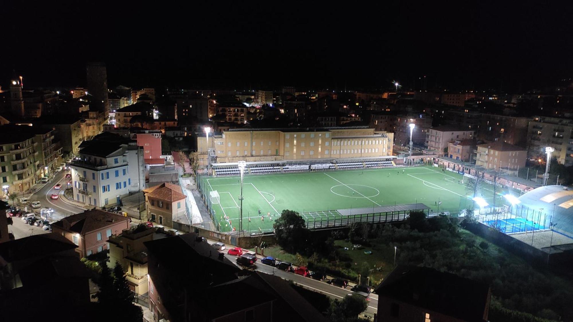 Super Vista Al Grattacielo Di Lavagna Apartment Екстериор снимка